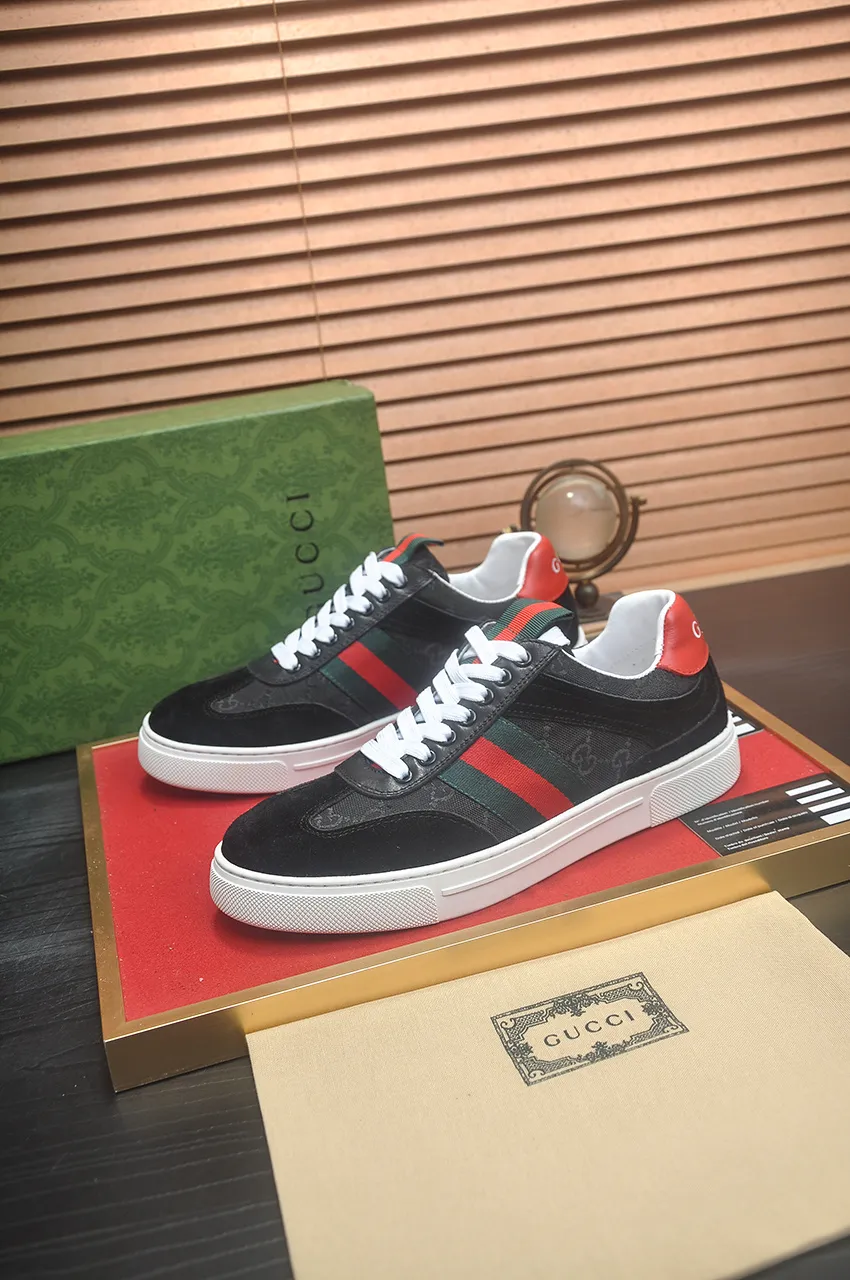 Men's men's shoes💰440💶[GUCCI] official website 1:1 men's sports shoes are now on the market. They are made of original fabric + water-dyed sheepskin lining, plus the official website original 1:1 comfortable outsole. Fashionable and versatile, super comfortable and breathable. Standard shoe size 38/45 (custom-made size 45 is non-refundable)